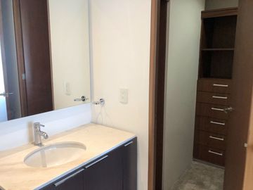 Privada del Bosque, STIM. Piso alto.
