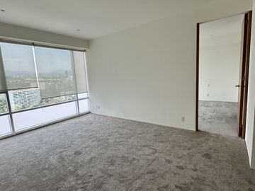 Privada del Bosque, STIM. Piso alto.