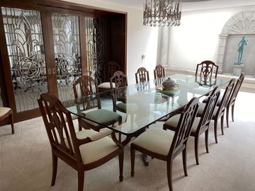 Casa en venta en la mejor zona de Bosques de las Lomas.