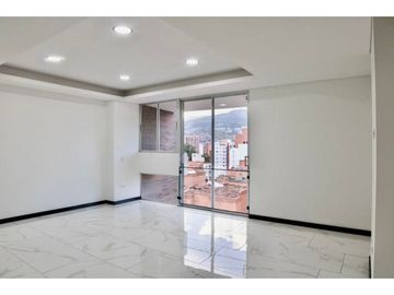Hermoso apartamento en venta Laureles - Santa Teresita (JS)