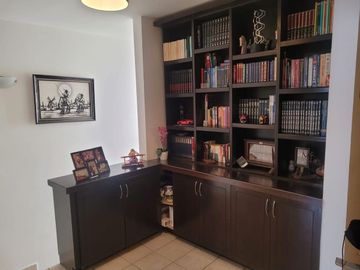 CASA EN VENTA EN BOSQUES DEL PONIENTE