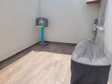 CASA EN VENTA EN BOSQUES DEL PONIENTE