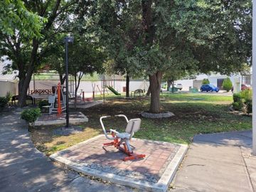CASA EN VENTA EN BOSQUES DEL PONIENTE