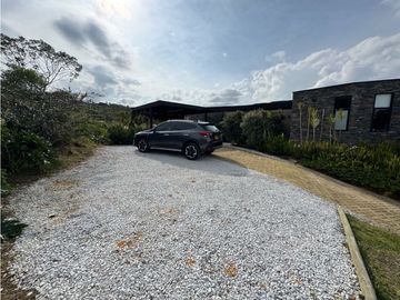 SE VENDE FINCA EN RIONEGRO LLANOGRANDE HILLS VA LA CEJA RIONEGRO