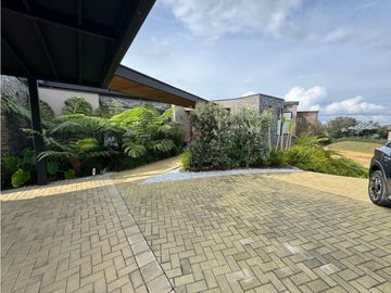 SE VENDE FINCA EN RIONEGRO LLANOGRANDE HILLS VA LA CEJA RIONEGRO