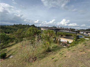 SE VENDE FINCA EN RIONEGRO LLANOGRANDE HILLS VA LA CEJA RIONEGRO