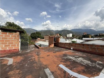 Casa Lote en venta, San Jerónimo, Antioquia