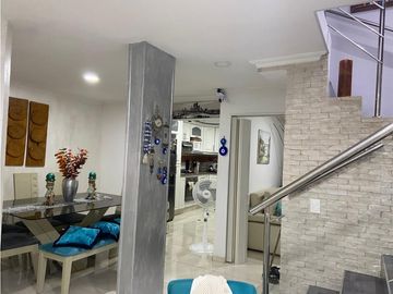 SE VENDE COMODA CASA REMODELADA EN VILLA CAMPESTRE