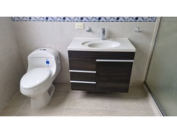 SE ARRIENDA HERMOSA CASA  EN CERRITOS  VILLA CONCHA