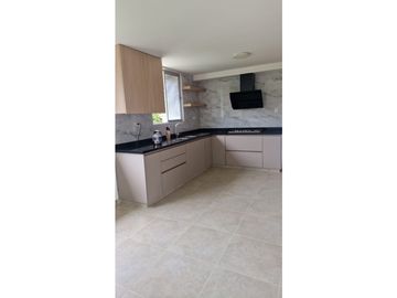 SE ARRIENDA HERMOSA CASA  EN CERRITOS  VILLA CONCHA
