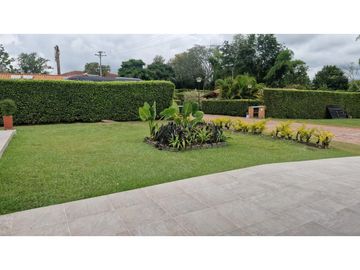 SE ARRIENDA HERMOSA CASA  EN CERRITOS  VILLA CONCHA