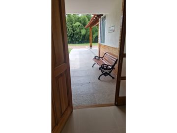 SE ARRIENDA HERMOSA CASA  EN CERRITOS  VILLA CONCHA
