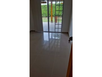 SE ARRIENDA HERMOSA CASA  EN CERRITOS  VILLA CONCHA