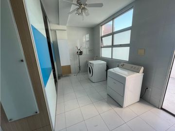 SE VENDE CASA DE LUJO EN ALTOS DE RIOMAR