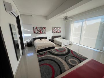 SE VENDE CASA DE LUJO EN ALTOS DE RIOMAR