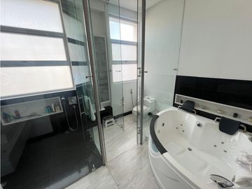 SE VENDE CASA DE LUJO EN ALTOS DE RIOMAR