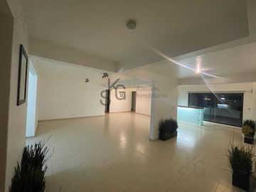 Departamento en Lomas del Rio