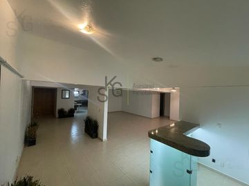 Departamento en Lomas del Rio