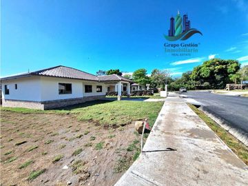 VENDO.CASAS NUEVAS EN.EL FRANCES.BOQUETE