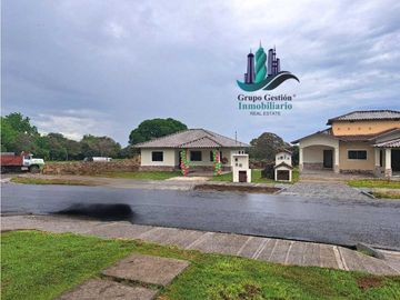 VENDO.CASAS NUEVAS EN.EL FRANCES.BOQUETE
