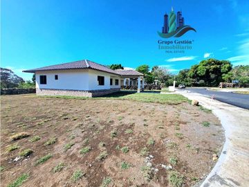 VENDO.CASAS NUEVAS EN.EL FRANCES.BOQUETE