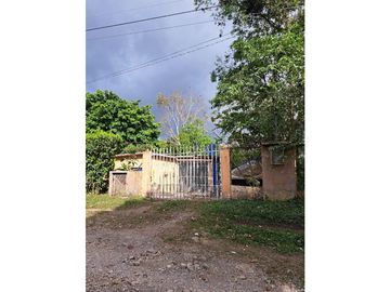 VENDO 1700 mts2 Casa en POTRERILLOS