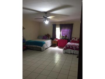 VENDO 1700 mts2 Casa en POTRERILLOS