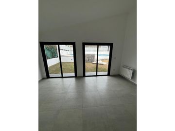 SE VENDE CASA A ESTRENAR 3 DORMITORIOS EN EL DORADO 2