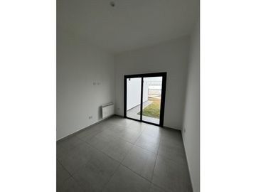 SE VENDE CASA A ESTRENAR 3 DORMITORIOS EN EL DORADO 2