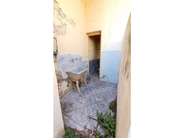 VENTA / CHALET ANTIGUO 4 AMBIENTES / PARA RECICLAR / MAR DEL PLATA