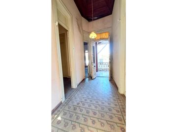 VENTA / CHALET ANTIGUO 4 AMBIENTES / PARA RECICLAR / MAR DEL PLATA