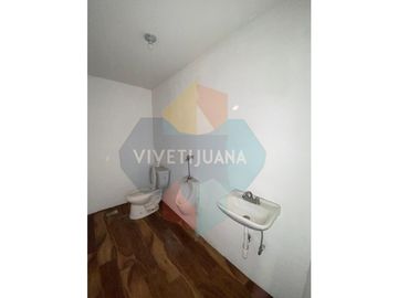 Renta Bodega Zona Centro 1,390mts + Mezannine