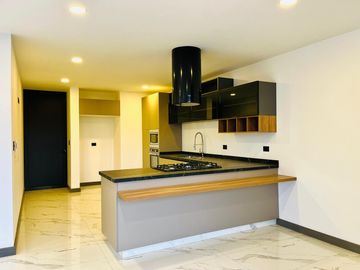 Casa en  venta en exclusivo cluster Gran Reserva Lomas de Angelopolis Puebla.