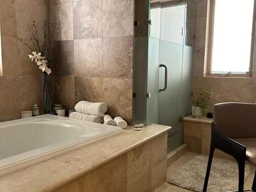 CASA EN VENTA EN HACIENDAS DEL VALLE