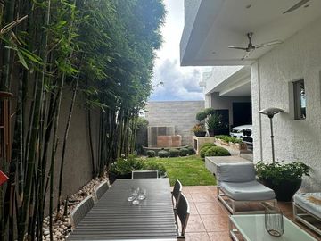CASA EN VENTA EN HACIENDAS DEL VALLE