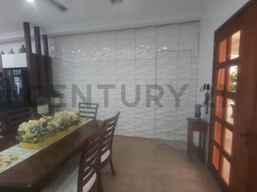 VENTA DE QUINTA EN PUERTO CAYO, MANABI