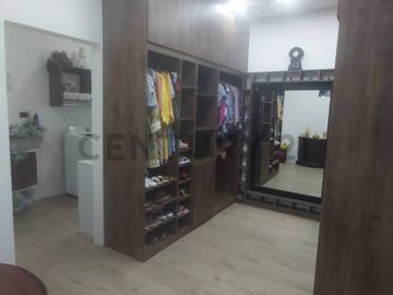 VENTA DE QUINTA EN PUERTO CAYO, MANABI