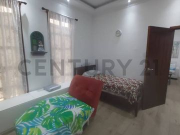 VENTA DE QUINTA EN PUERTO CAYO, MANABI