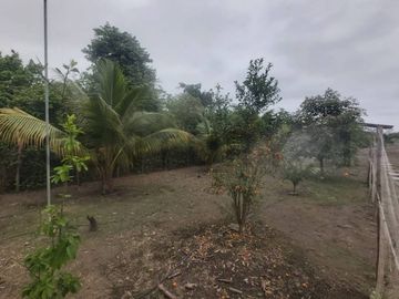 VENTA DE QUINTA EN PUERTO CAYO, MANABI