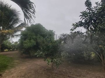VENTA DE QUINTA EN PUERTO CAYO, MANABI