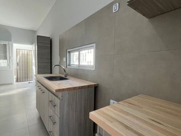 Casa PH en venta en Moron Sur