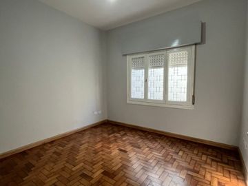 Casa PH en venta en Moron Sur