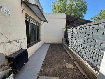 Casa en venta en Merlo Sur