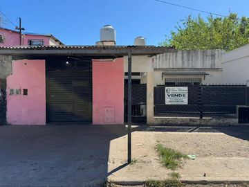 Casa en venta en Merlo Sur
