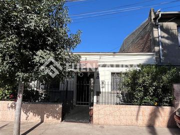 Casa en Venta en Av Los Zapadores