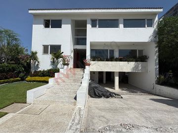 Espectacular casa en venta -  Paraíso Country Club, Cuernavaca