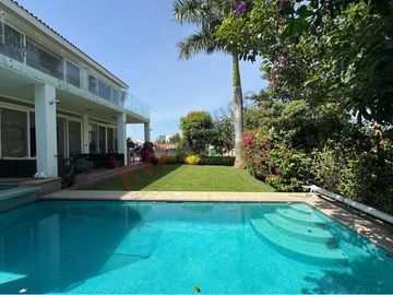 Espectacular casa en venta -  Paraíso Country Club, Cuernavaca