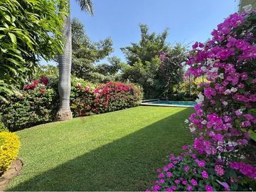 Espectacular casa en venta -  Paraíso Country Club, Cuernavaca