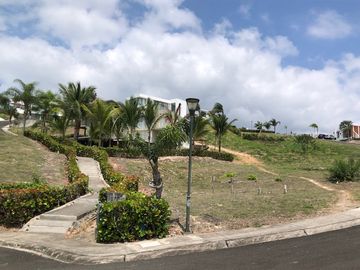 LOTE FRENTE AL MAR URBANIZACION JAMA