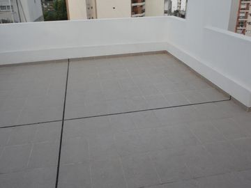 Ambiente piso alto! Luminoso con amenities! Se vende con RENTA